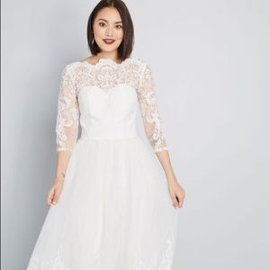 Chi Chi London Wedding Gown Size 10